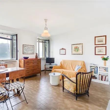 Apartment Awesome In Vacciago W/ 2 Bedrooms