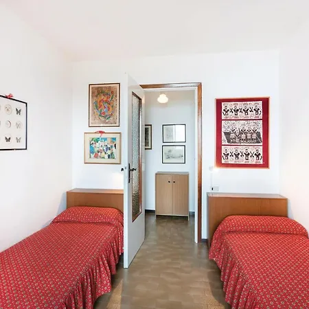 Awesome In Vacciago W/ 2 Bedrooms Apartment *